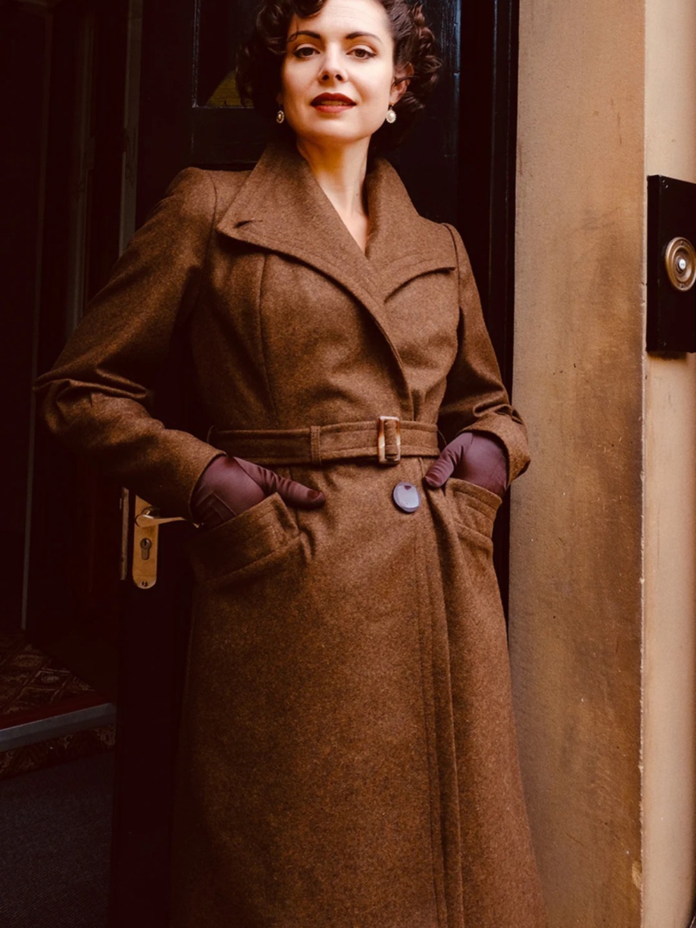 The House Of Foxy 1930s Prenium Wrap Coat Mosswood size UK10/S Hollywood style
